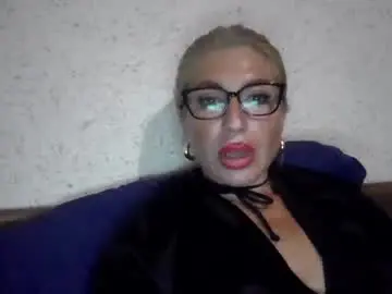 Chaturbate Watch Live Sex Cams of fox_red_lady7