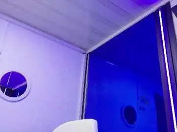 Chaturbate Sex Cam of royalsexx__