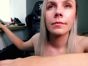 Chaturbate Adult Video Chat of linafoxxx