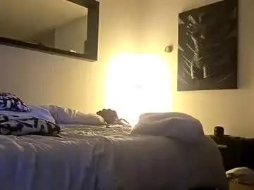 Chaturbate Free Porn Cam of ezontheeyes69