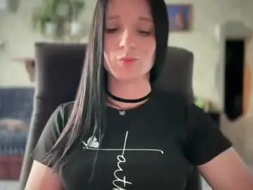 Chaturbate Live Sex Cam of sweetshy99