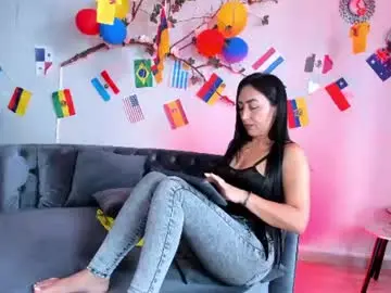 Chaturbate Sex Cam of mia_davis__