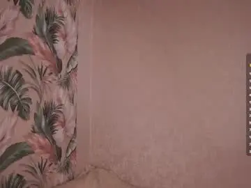 Chaturbate Live Sex Cam of zara_shine
