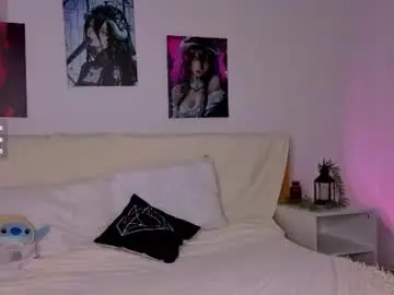 Chaturbate Best live sex cam show of m1m1_angels