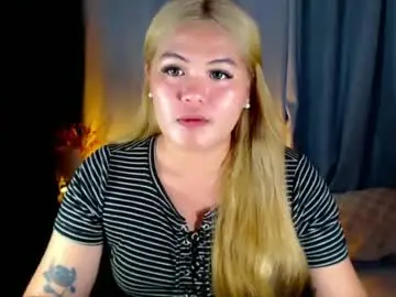 Chaturbate Live Sex Cam of venus_colly