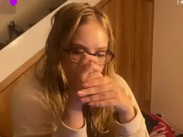 Chaturbate Live Sex Cam of jacywinslat