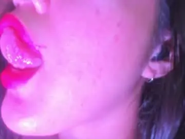 Chaturbate Best live sex cam show of naharasoler