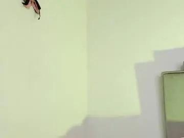 Chaturbate Watch Live Sex Cams of reze_chaw