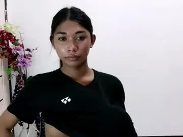 Chaturbate Adult Webcams of kiannalima69