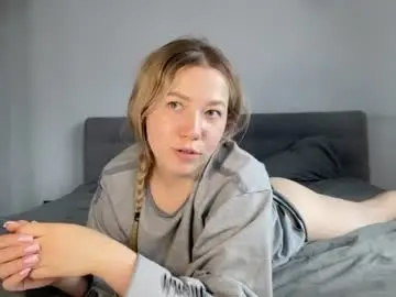 Chaturbate Live Sex Cam of alyrasun