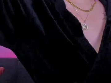 Chaturbate Adult Webcam of maddy_walker