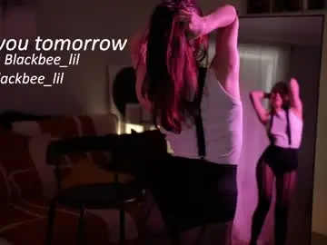 Chaturbate Live Porn of _blackbee_