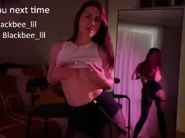 Chaturbate Sex Cam of _blackbee_