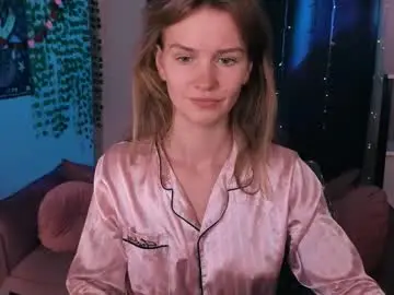 Chaturbate Free Porn Cam of crystalkris_