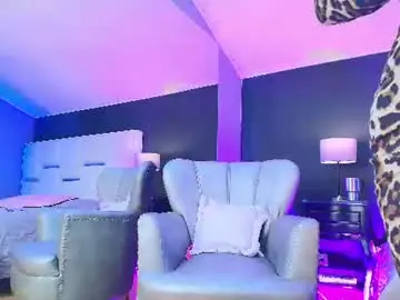 Chaturbate Free Live Porn of samanthamilf__