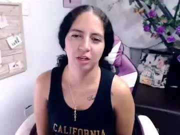 Chaturbate Adult Webcam of samantha2girl