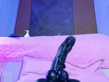 Chaturbate Live Sex Cam of muriel_belovv