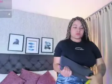Chaturbate Live Sex Cam of sophie__blare