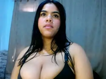 Chaturbate Best live sex cam show of honeypussy3021