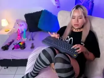 Chaturbate Live Sex of nataliahenao_69