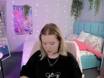 Chaturbate Watch Live Sex Cams of elira_vane