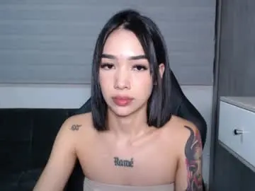 Chaturbate Best live sex cam show of heylaura11