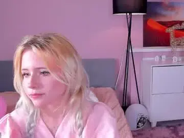 Chaturbate Sex Cam of kiki_peach
