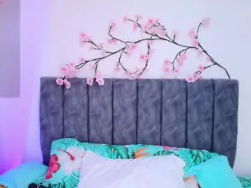 Chaturbate Free Live Porn of sophiee_velvet