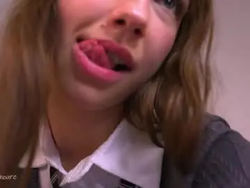 Chaturbate Free Live Porn of claire_amoure
