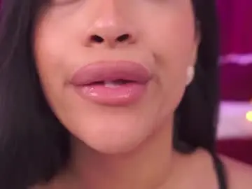 Chaturbate Live Porn of kira_krush