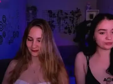 Chaturbate Free Porn Cam of aria_glow