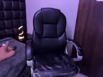 Chaturbate Live Porn of valen_lopeez