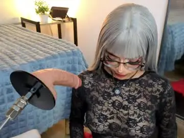 Chaturbate Live Sex of _viollettenoir_