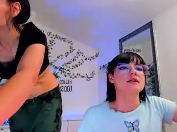 Chaturbate Live Sex Cam of mira0_0