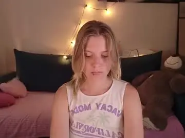 Chaturbate Free Live Porn of viki_charm