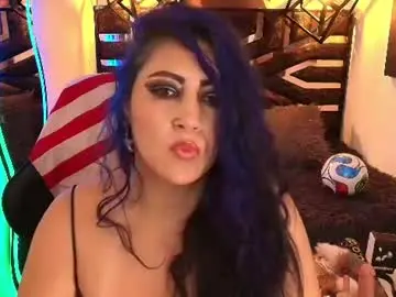 Chaturbate Live Sex Cam of scarleth_bluee