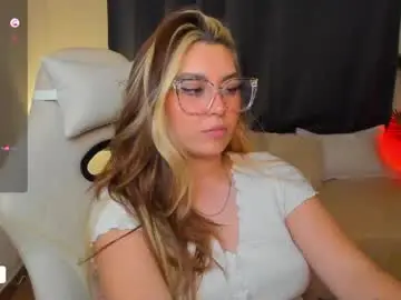 Chaturbate Best Webcam of dakottaa__