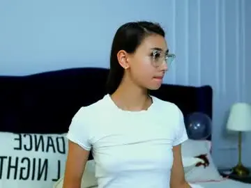 Chaturbate Free Live Porn of shy_eveline