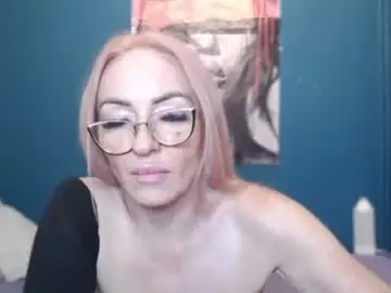 Chaturbate Sex Chat of nadinnnea