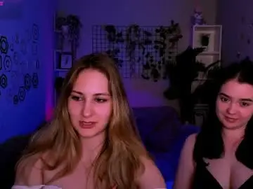 Chaturbate Live Sex Cam of so_hot_rosalie