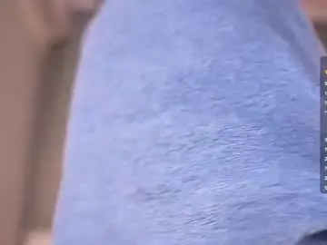 Chaturbate Free Porn Cam of _moonlit_melody_