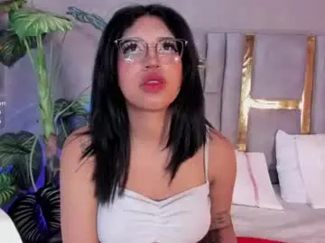 Chaturbate Live Sex Cam of karin_ks