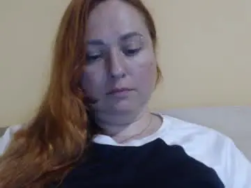 Chaturbate Live Sex Cam of zara_red