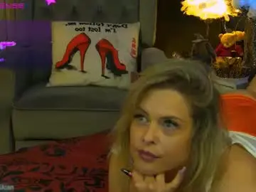 Chaturbate Adult Video Chat of zoemesmerizee