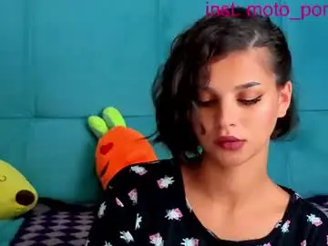 Chaturbate Live Porn of moto_ponchik