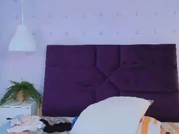 Chaturbate Adult Webcams of sirenyrouss