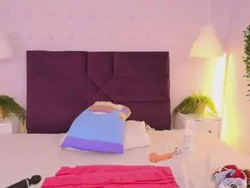 Chaturbate Adult Webcam of sirenyrouss