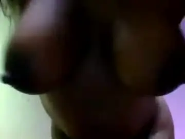 Chaturbate Nude Webcam of nelly_ebony5