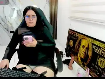 Chaturbate Live Sex Cam of queen_findom1