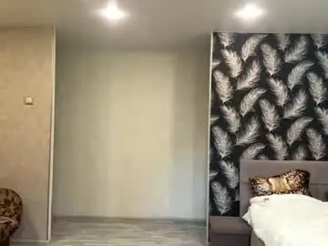 Chaturbate Watch Live Sex Cams of yvonnepfluger